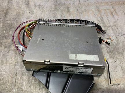 Усилитель магнитолы A2118272042 Mercedes W211