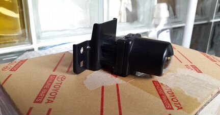 Камера передняя lexus LX570 2008-2011