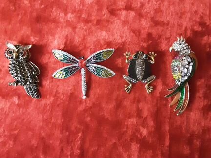 Броши разные