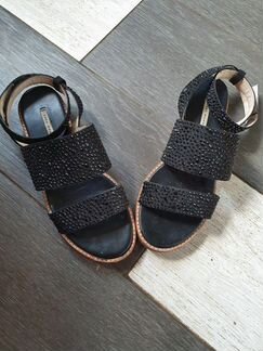Босоножки zara