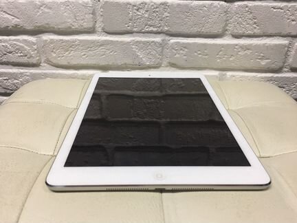 iPad Air 32Gb LTE как новый