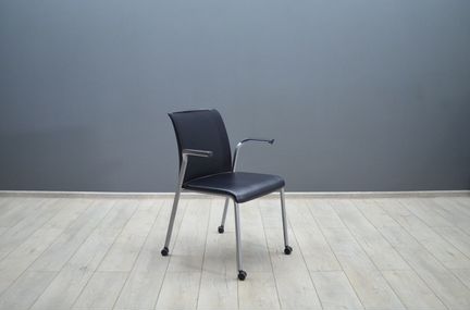 Стул Steelcase Reply чёрный