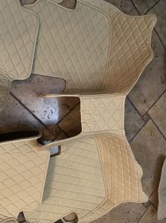 Коврики автомобильные кожаные