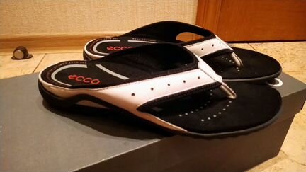Продаю Шлепанцы Ecco