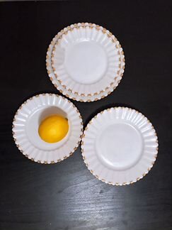 Фарфор. Антикварные тарелки