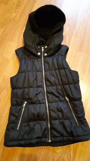 Жилетка черная теплая демисезонная