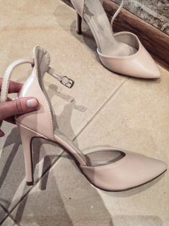 Туфли лодочки на шпильке