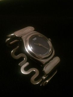 Часы swatch