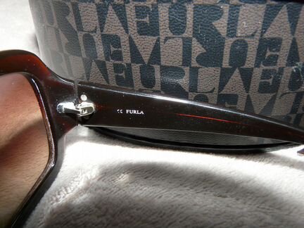 Солнцезащитные очки Furla