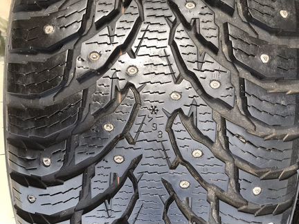 Продам шины 275/45R21 Нокиан