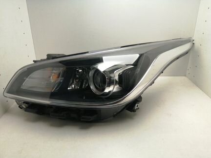 Фара передняя левая Kia Rio 4 2017-2020