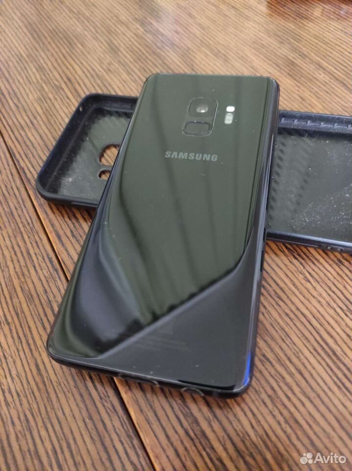 Телефон SAMSUNG Galaxy S9