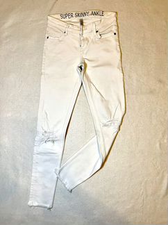 Джинсы для девочки 10-11 лет