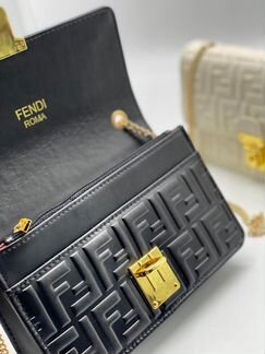 Новая кожаная женская сумка Fendi черная